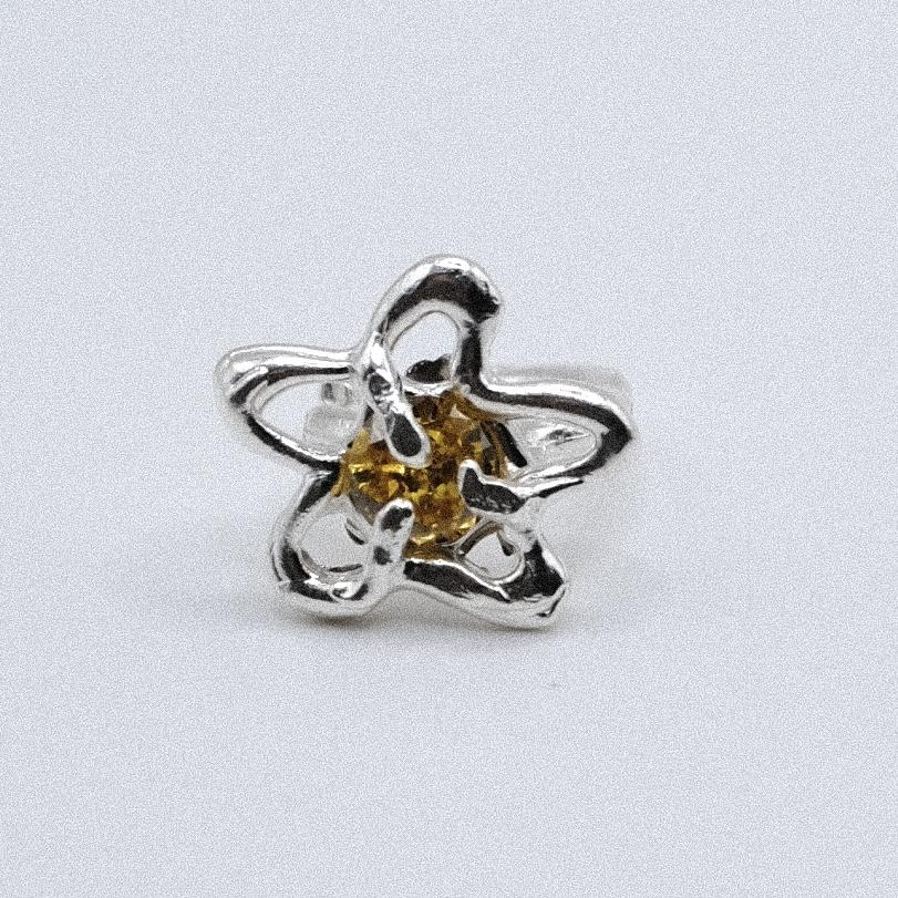 Кафф «Цветик» с жёлтым фианитом