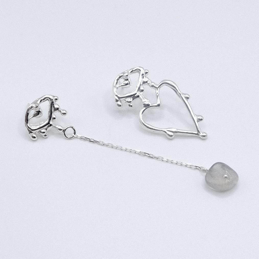 Серьги с лабрадоритом из сердечного дропа