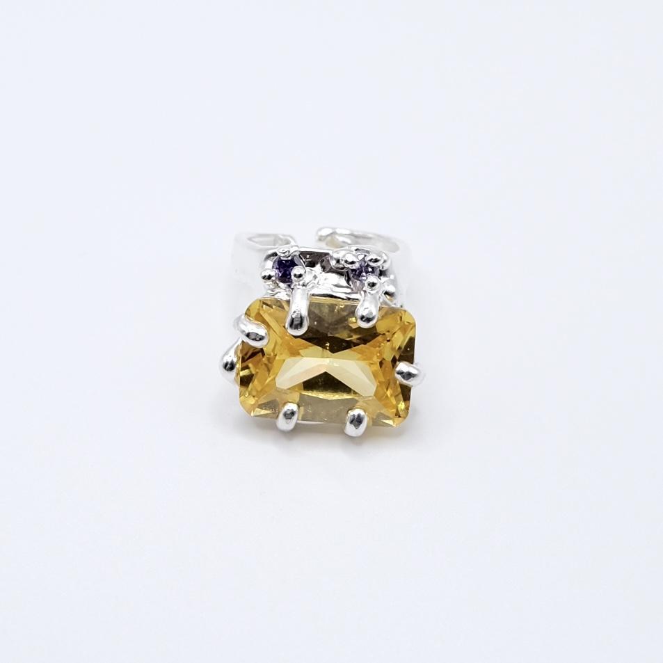 Кольцо с фианитами "Скользко"