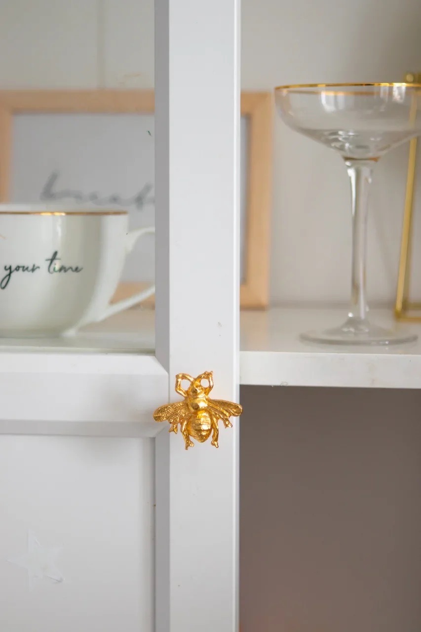 Мебельная ручка «пчелка»