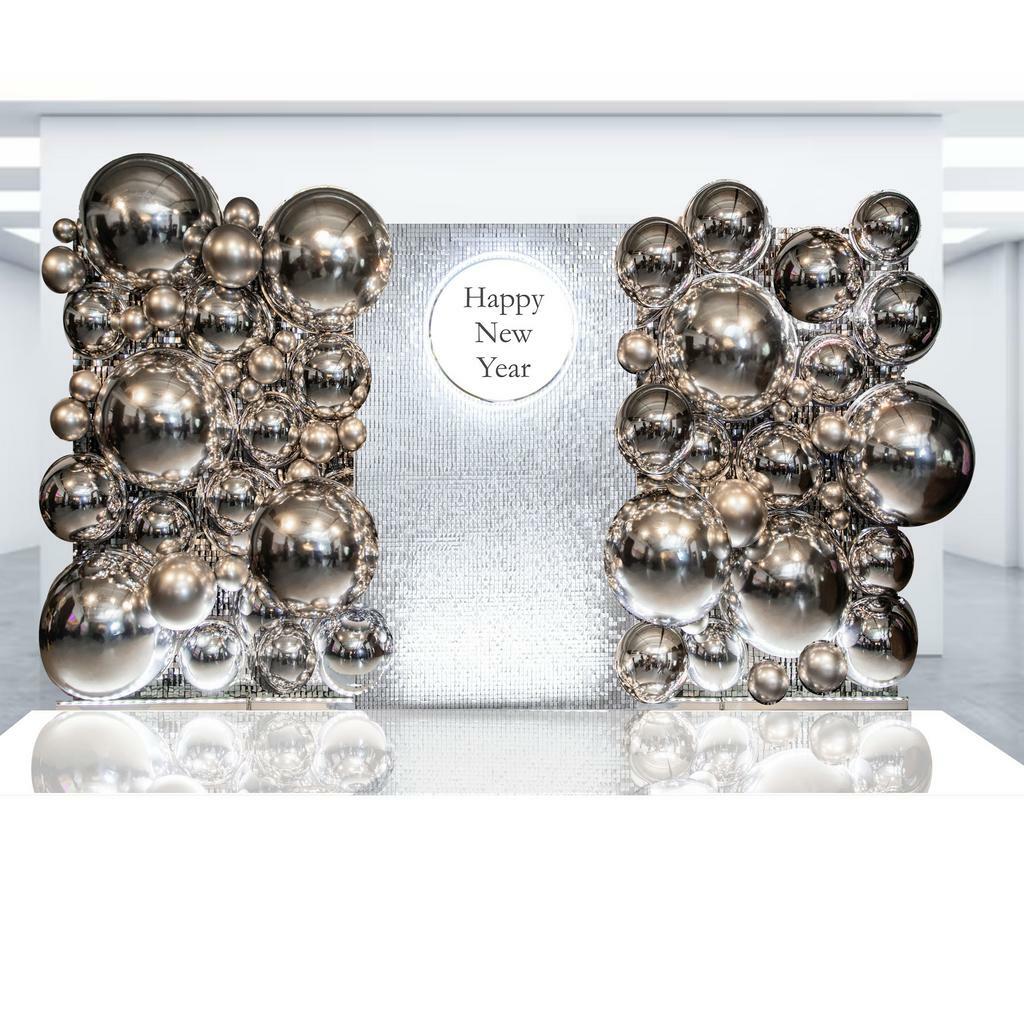 Новогодняя зеркальная фотозона