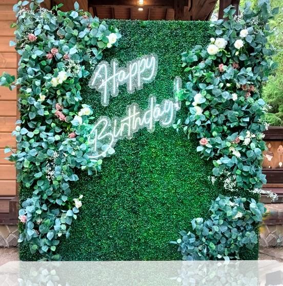 Цветочная фотозона на день рождения