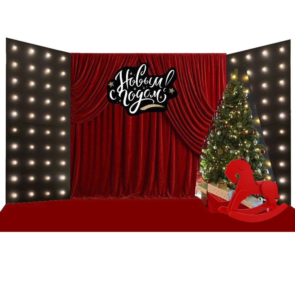 Красная фотозона  из ткани с лампами на Новый год