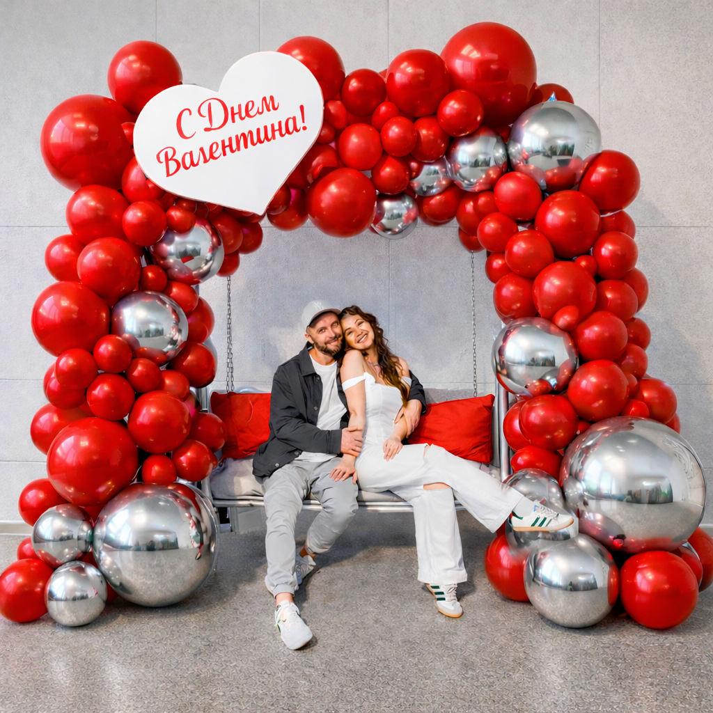 Качели в шарах на День Святого Валентина