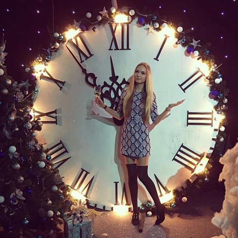 Фотозона часы