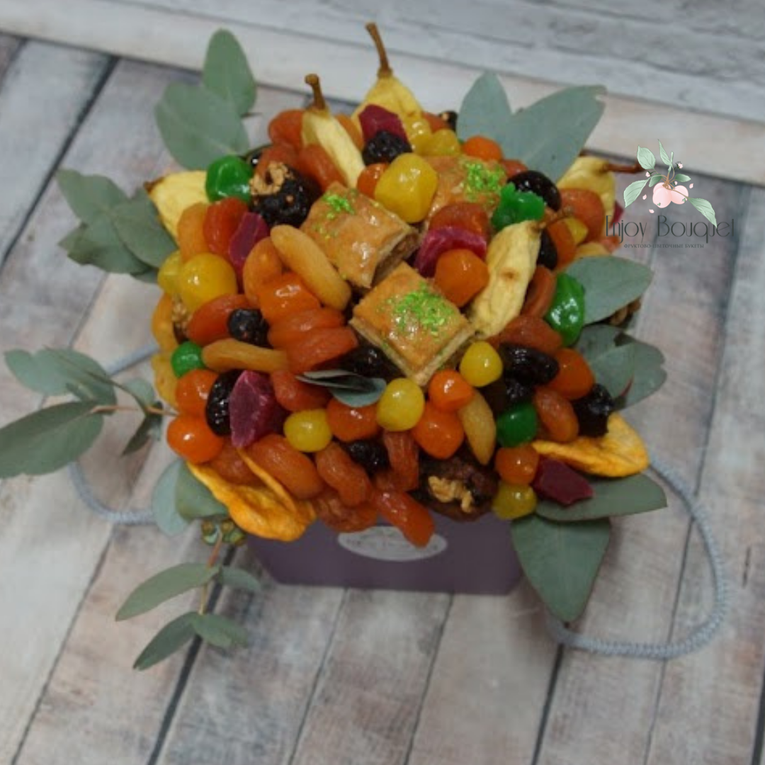 Композиция из сухофруктов в кашпо "Восточный роман", 1,5 кг