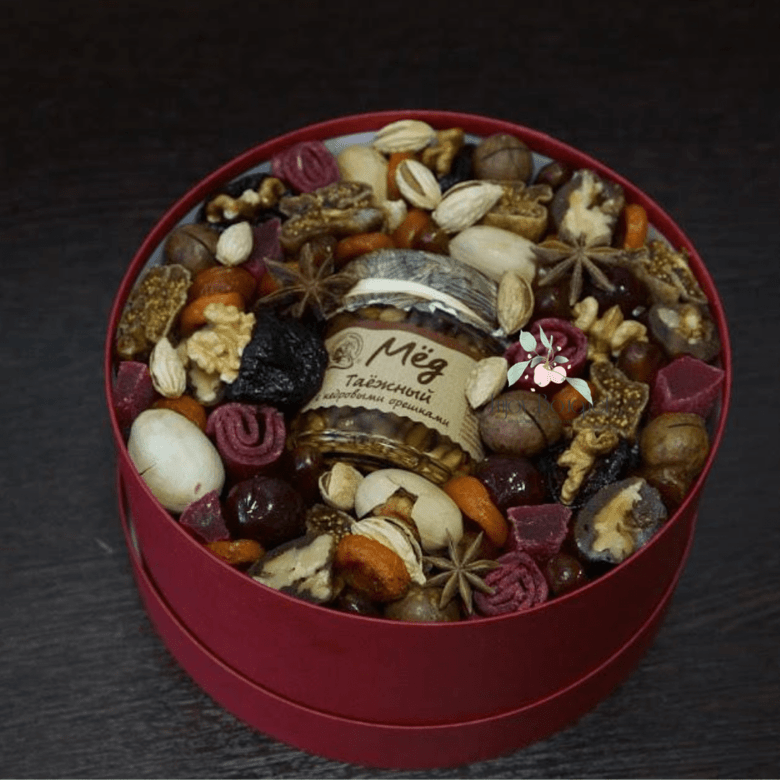 Подарочная коробочка с сухофруктами и медом "Десерт", 20 см