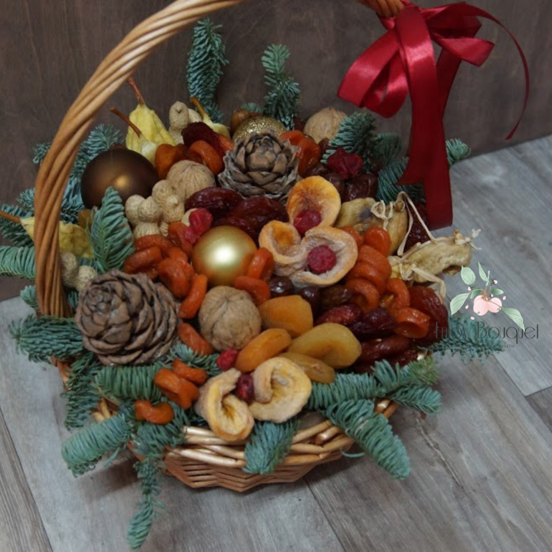 Корзинка с сухофруктами "Подарок с заботой"