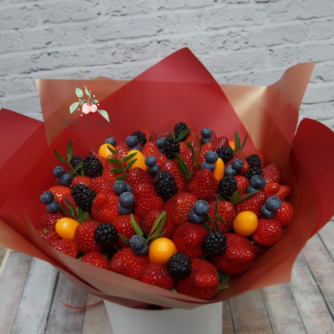 Клубничный букет "Горячее сердце"