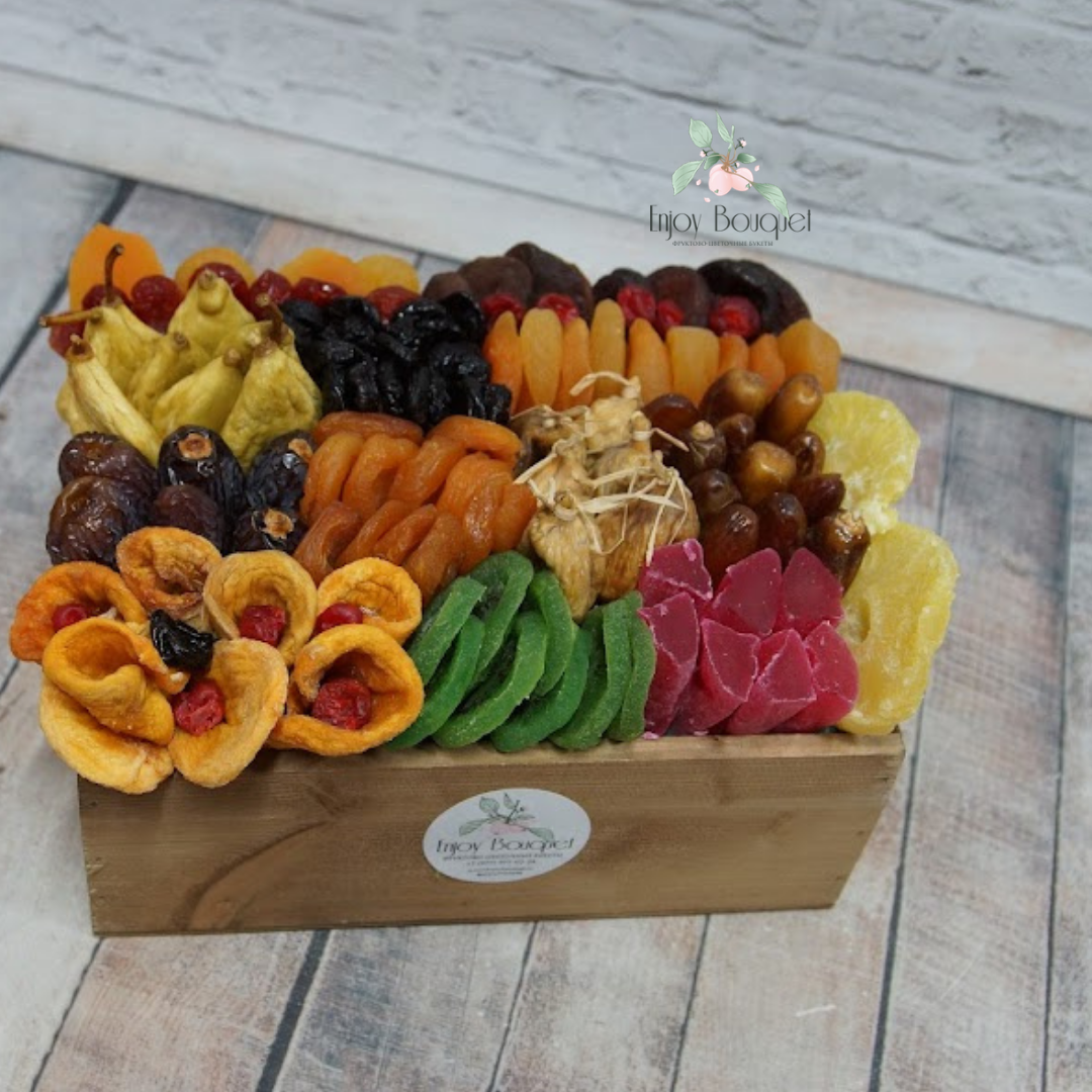 Набор из сухофруктов в деревянном ящике "Яркие блики", вес 1,7 кг