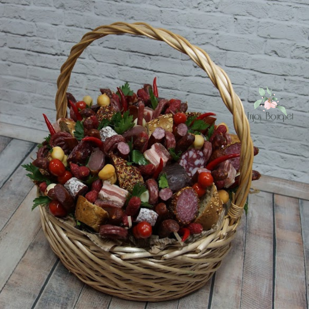 Корзина с колбасами "Деликатесная", 3 кг