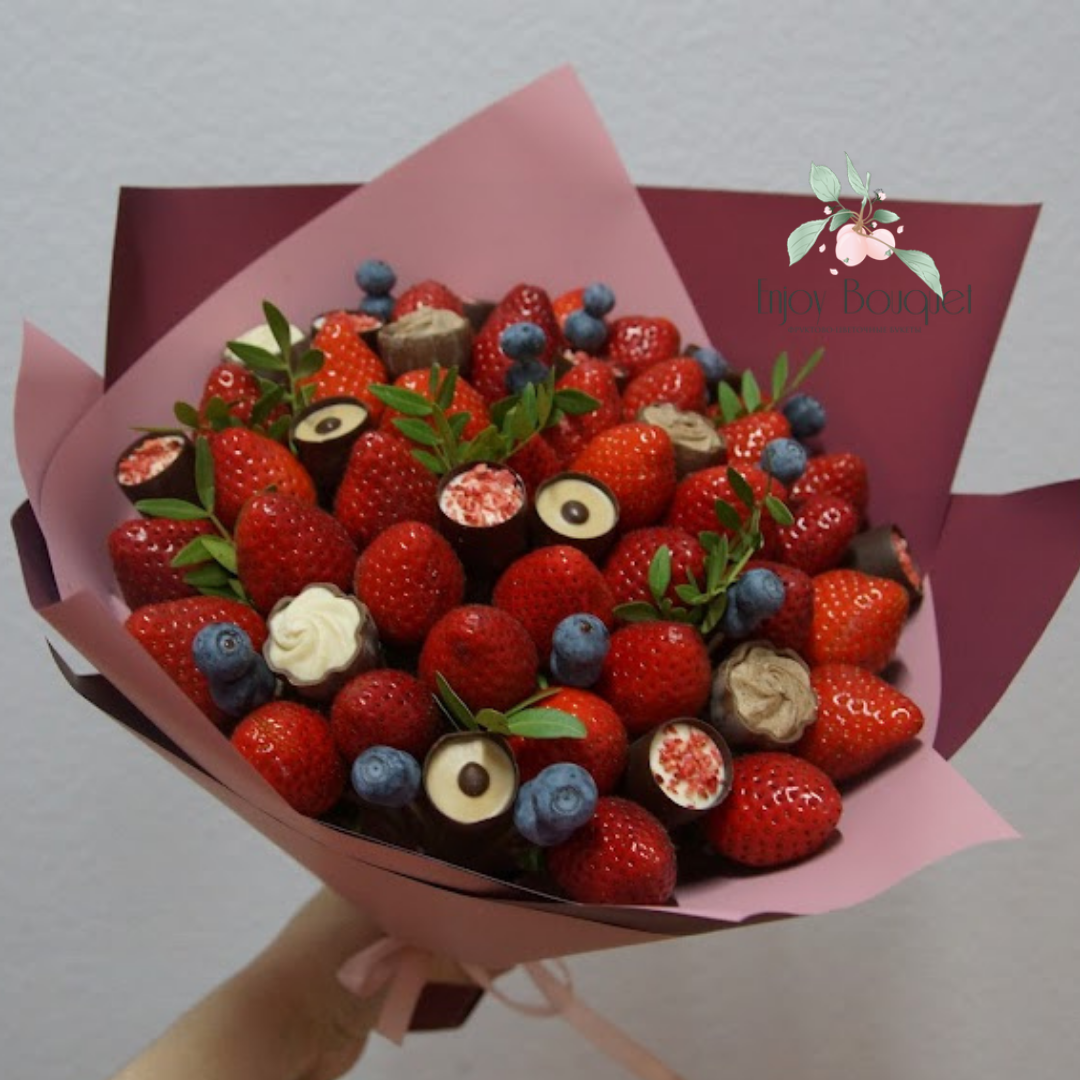Клубничный букет "Восторг"