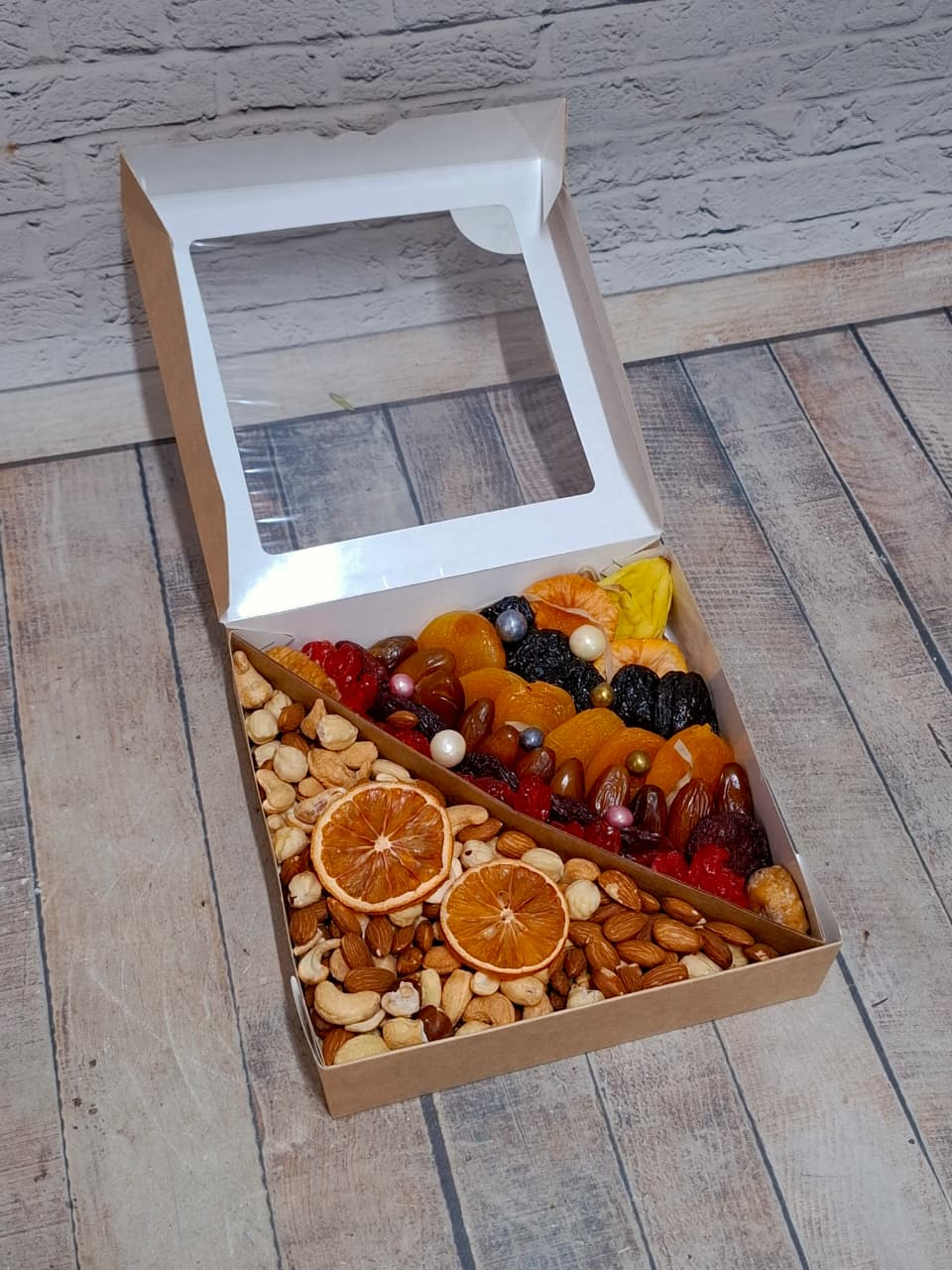 Набор из сухофруктов и орехов "Вкусный привет", 800 г