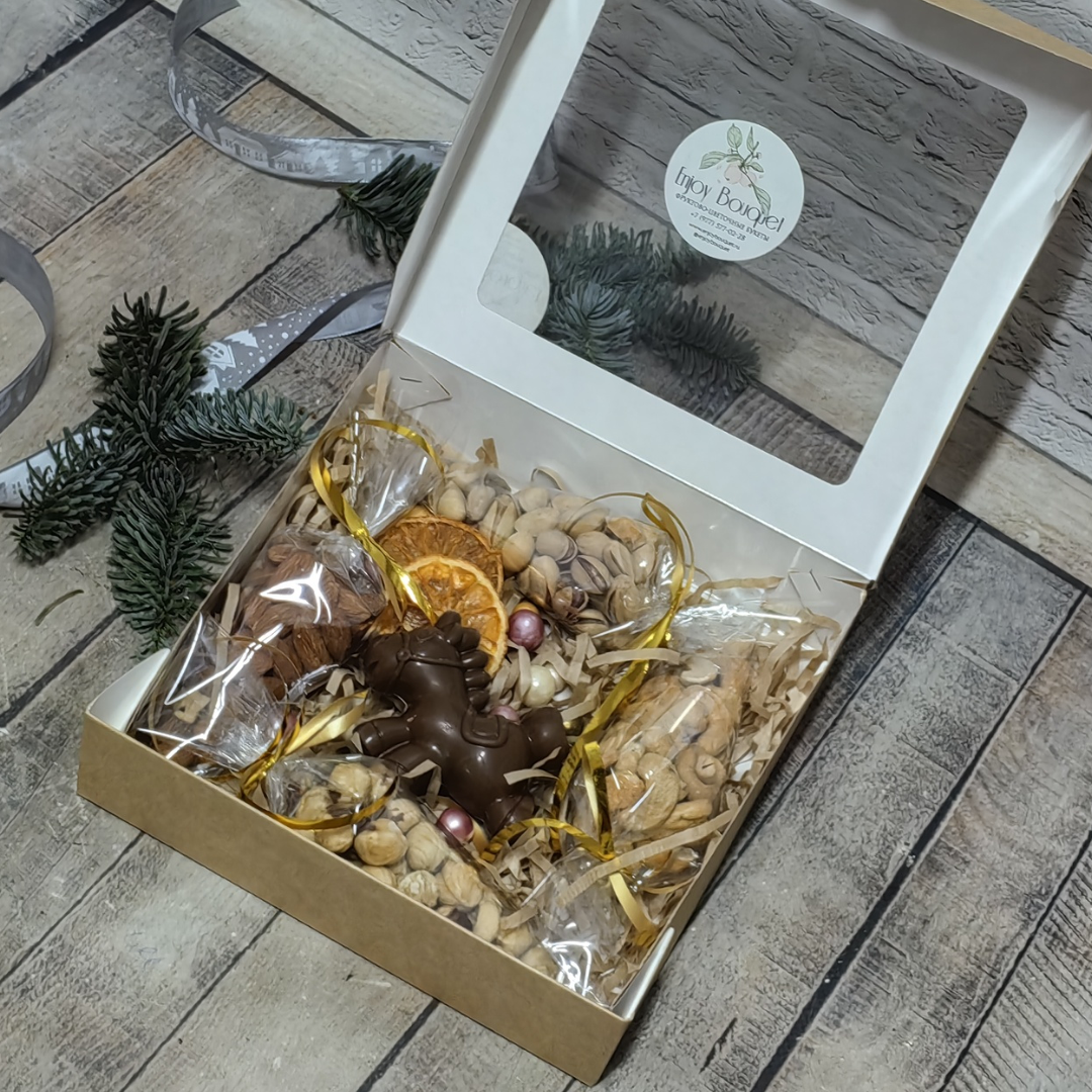 Набор с орехами "Год лошади"