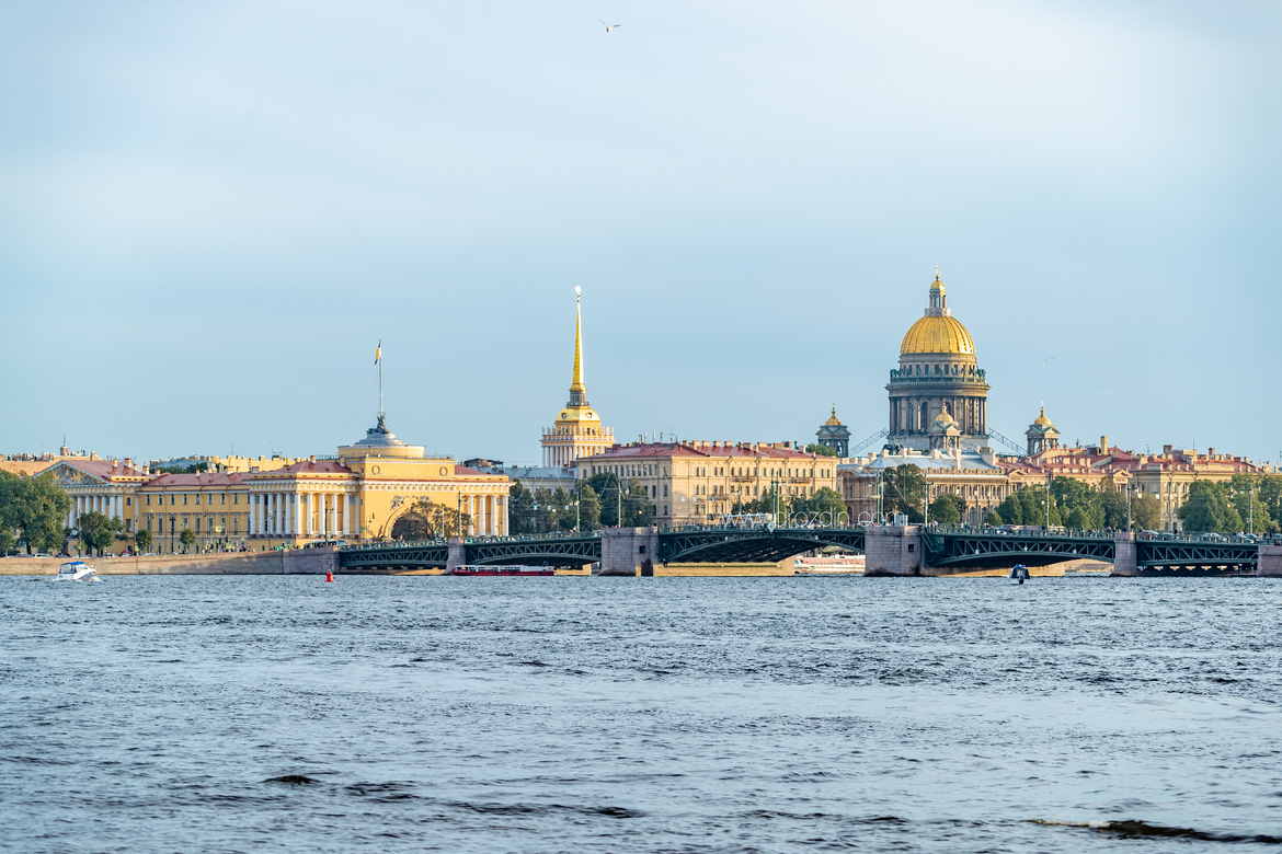 Isaac Cathedral. Admiralty. Palace drawbridge / Saint-Petersburg / 2018