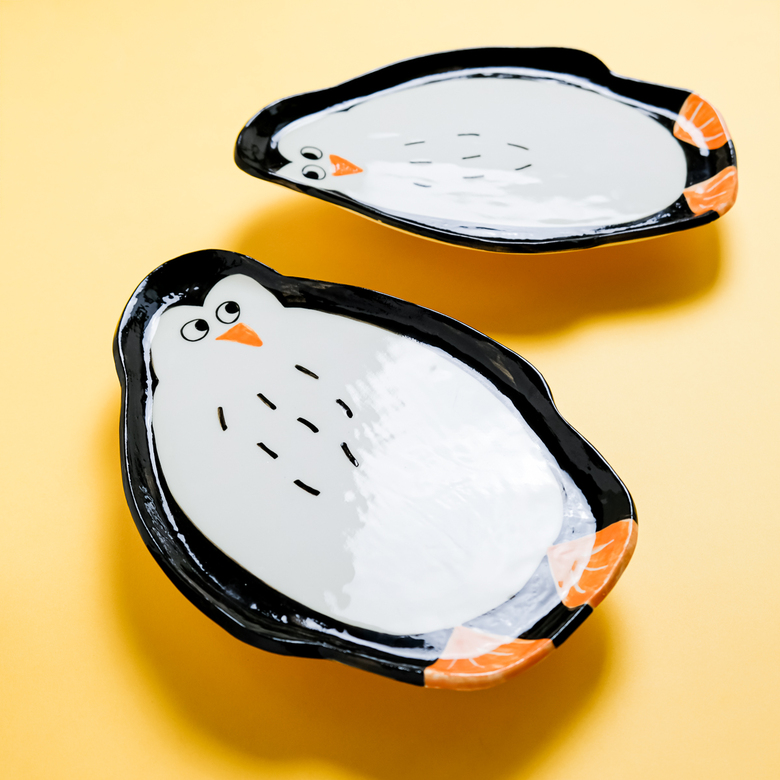 Набор тарелок ЖЕНАТЫЕ ПИНГВИНЫ