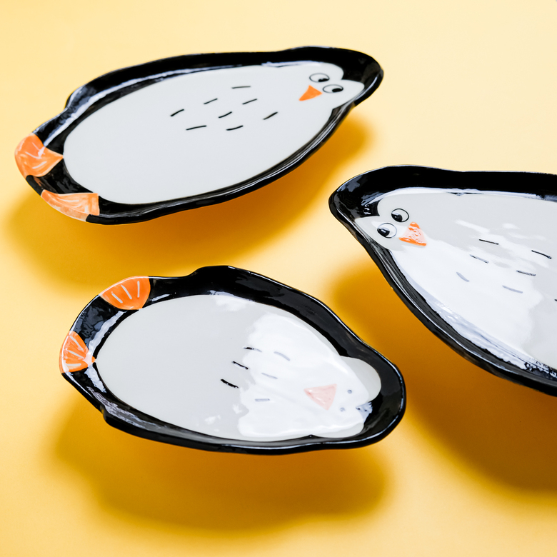 Набор тарелок СЕМЬЯ ПИНГВИНОВ