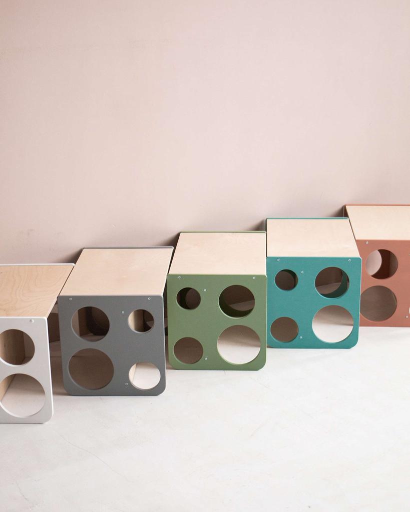 Стол-скамья с 1 года КОЛО цветные боковины