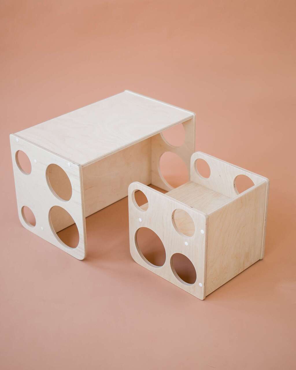 Сет "Столик-скамья и первый стульчик" КОЛО с 1 года под лаком