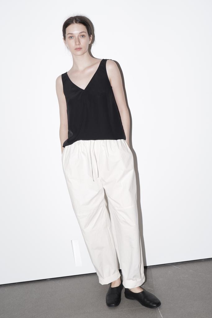 Брюки-бананы из хлопка