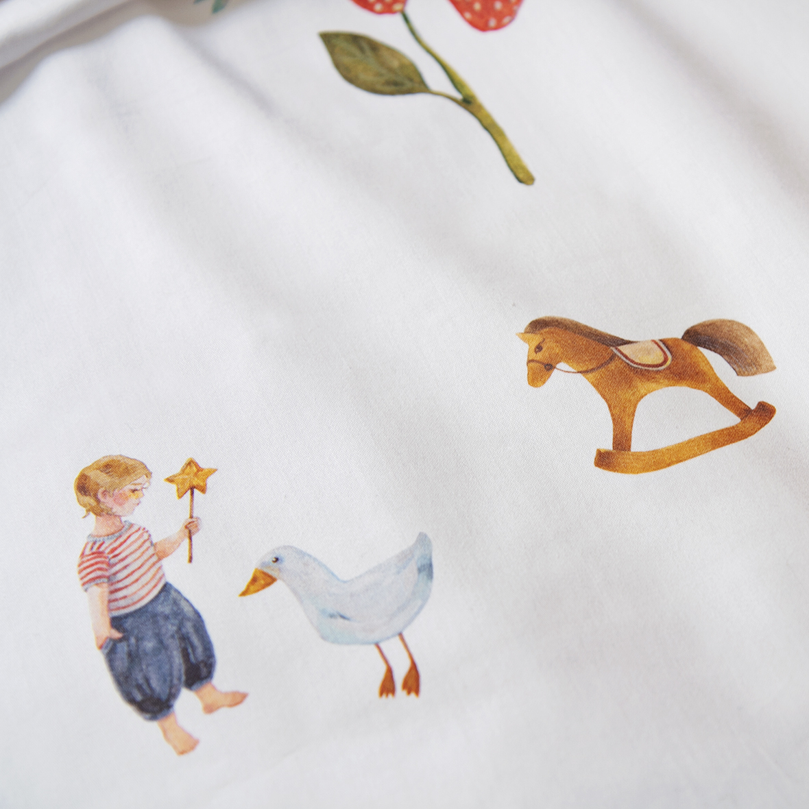 Комплект постельного белья "Яркое лето" белый