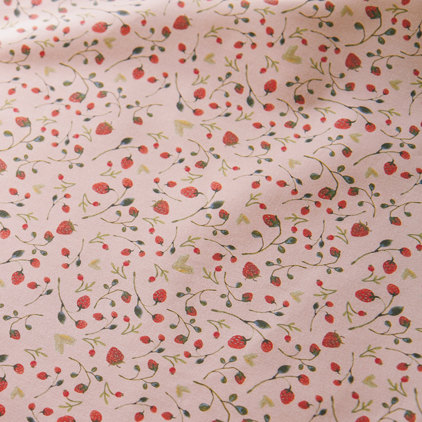 Ткань «Клубничная полянка»  / розовый