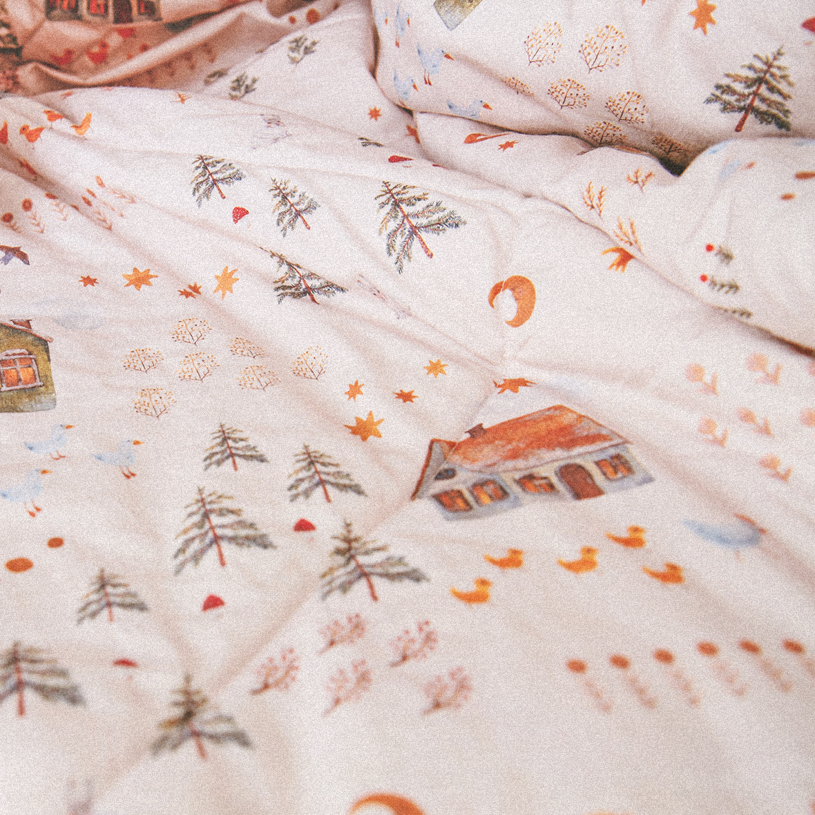 Одеяло "В нашей деревне осень" (белый кант)