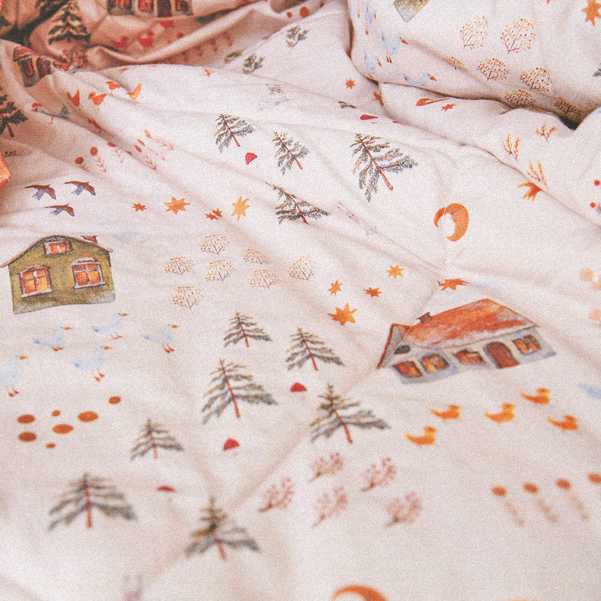 Одеяло "В нашей деревне осень" (белый кант)