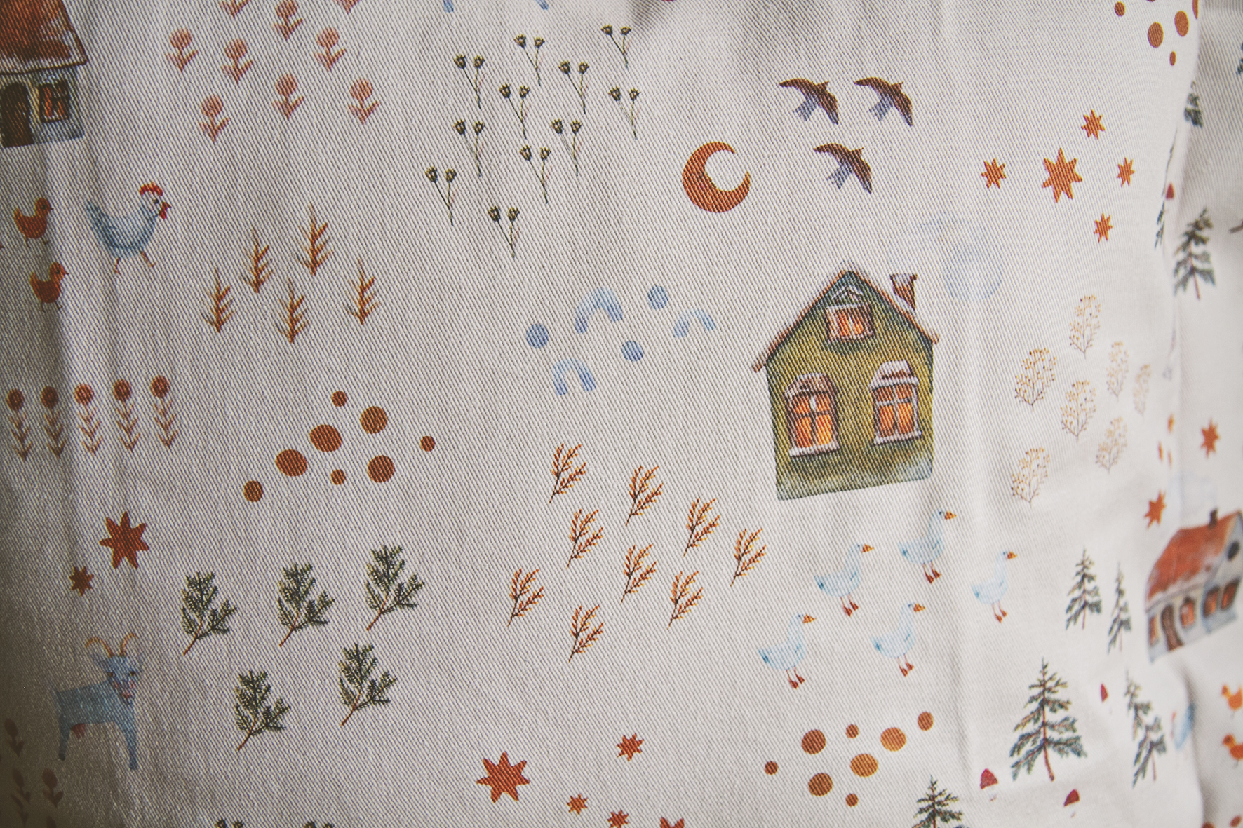 Наволочка "В нашей деревне осень" (пастельно-розовый)