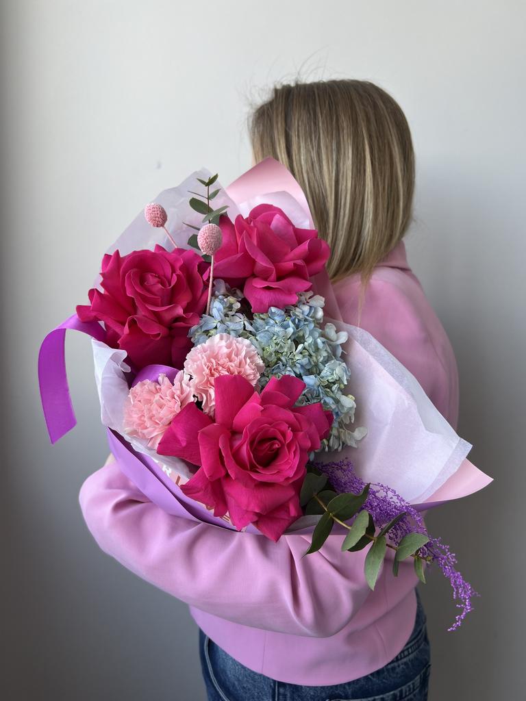 Яркая весна s