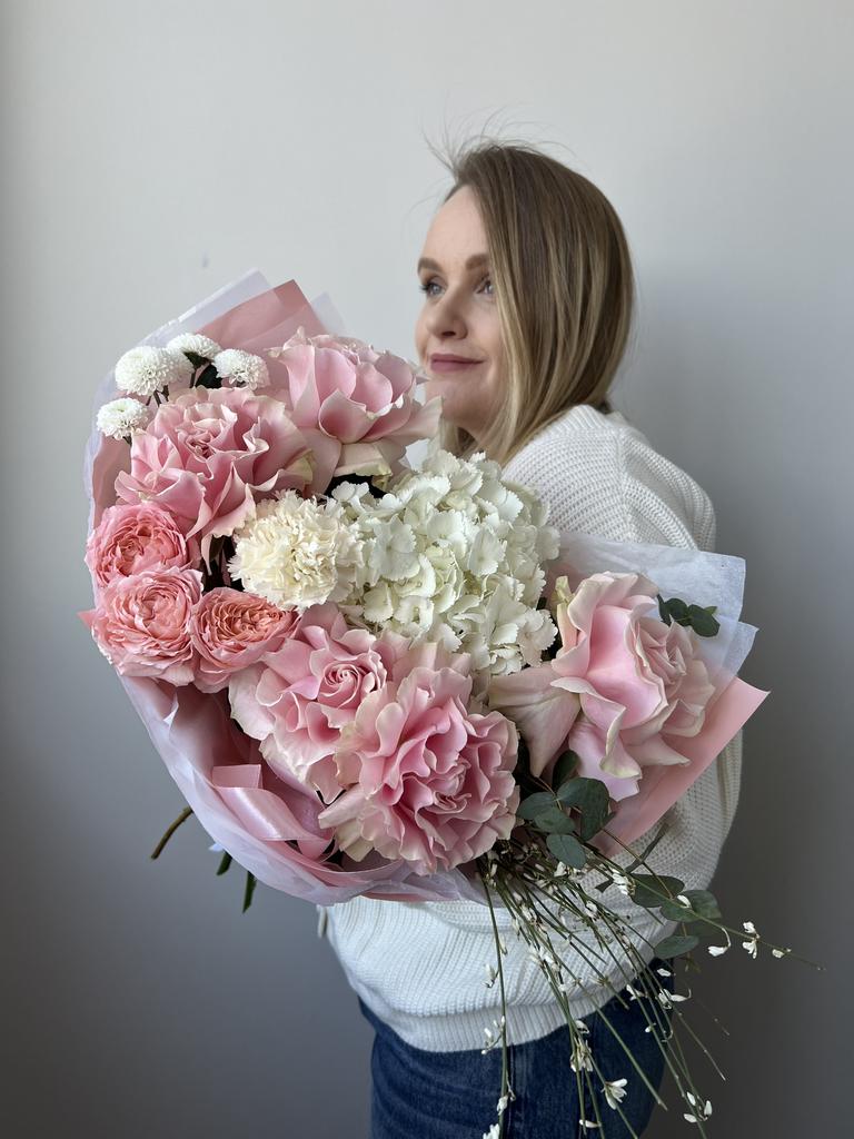 Нежная весна M