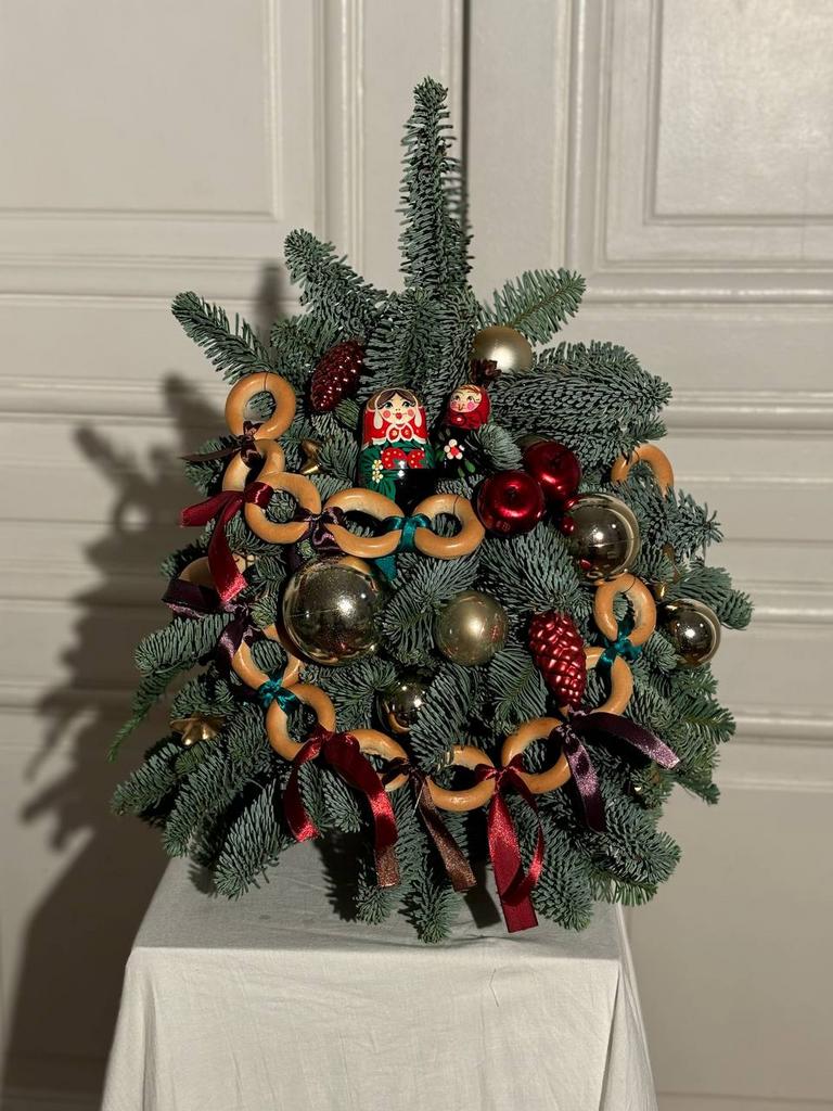 Ёлочка с матрешками и сушками