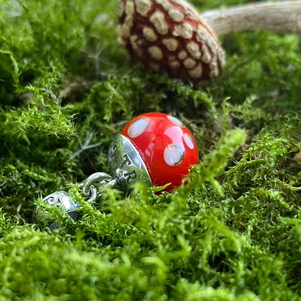Toadstool DANGLE