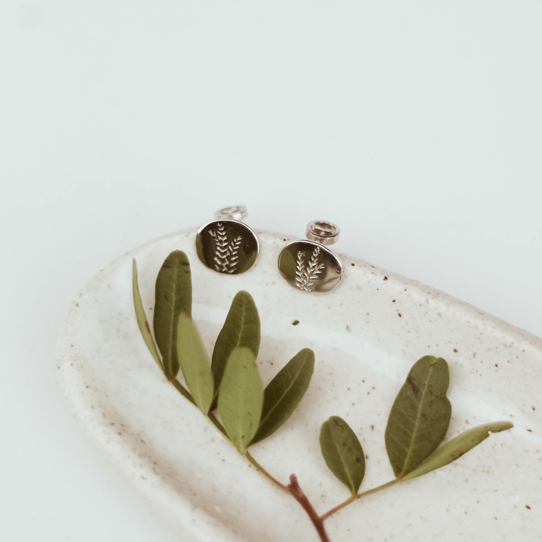 Серьги  Веточка Эвкалипта