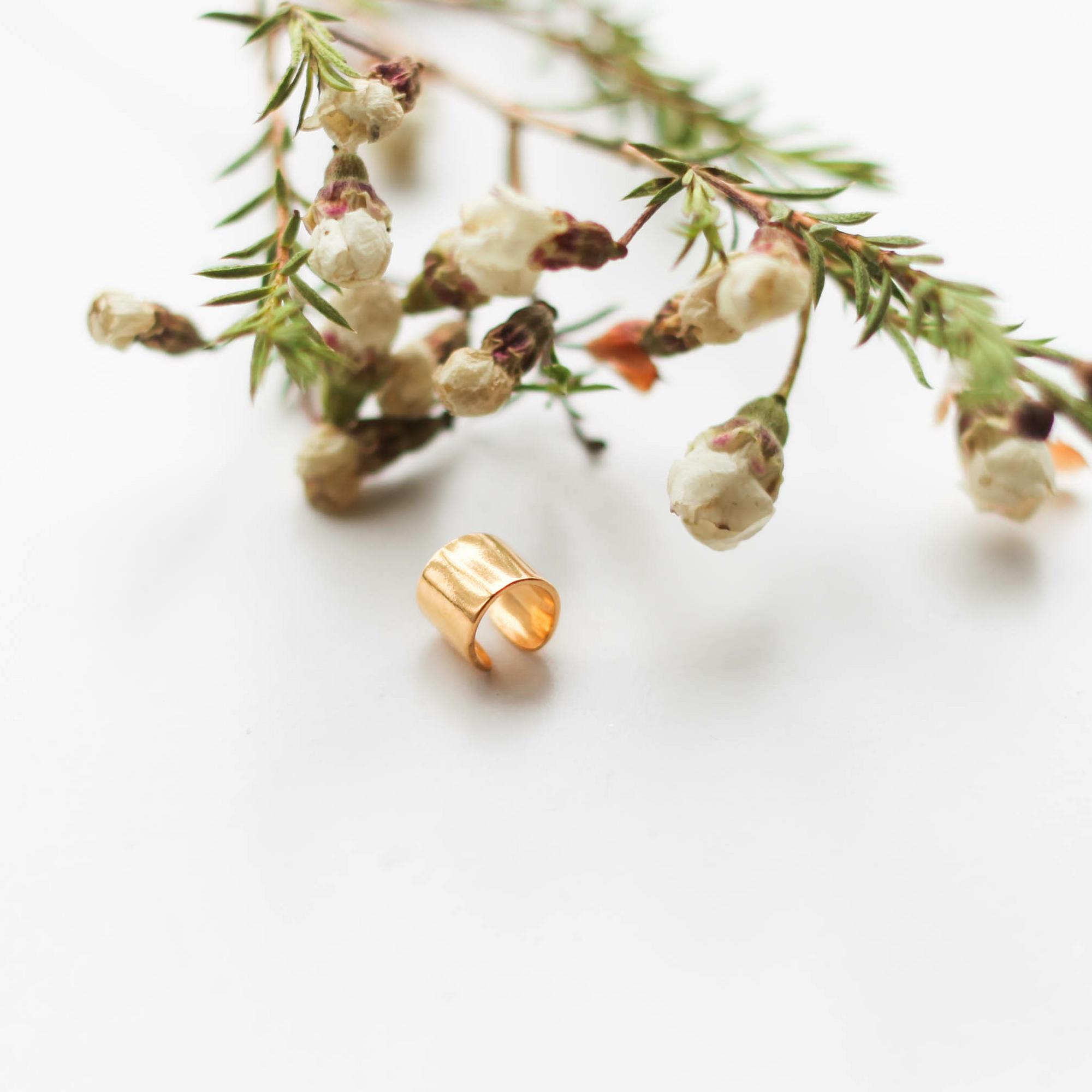 Кафф Вера с позолотой