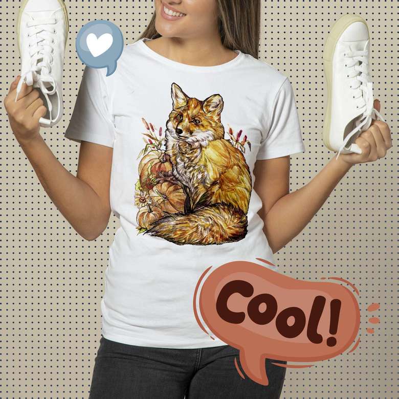 Белая женская футболка с лисой