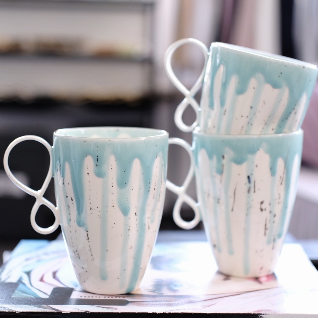 Кружка "Бесконечность" в расцветке серии "Водолей"