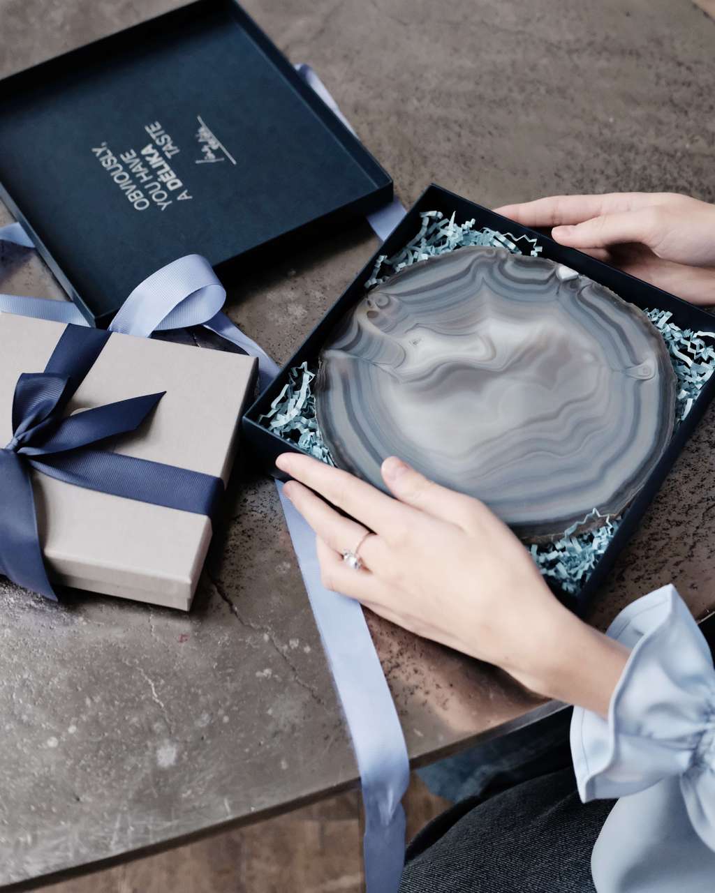 Подарочная коробка плоская (21х21см и 14,5х14,5см)