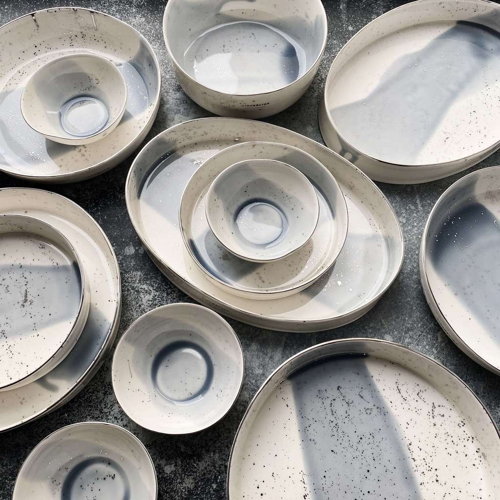 Серия глубоких тарелок и блюд "Графит"