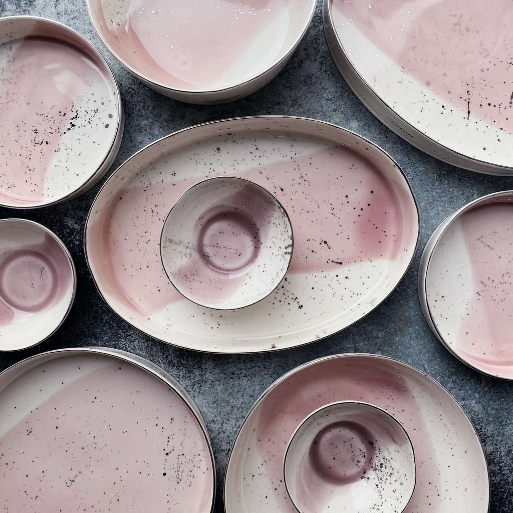 Серия глубоких тарелок и блюд "Рассвет"