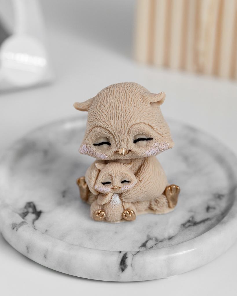 Шоколадные сова с совенком из белого шоколада