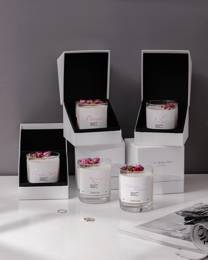 Свеча Linadelika из коллекции Flowers в подарочной коробке
