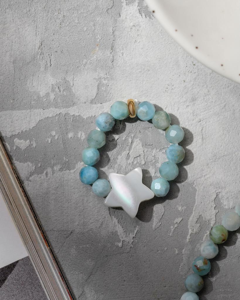 Кольцо из натуральных камней