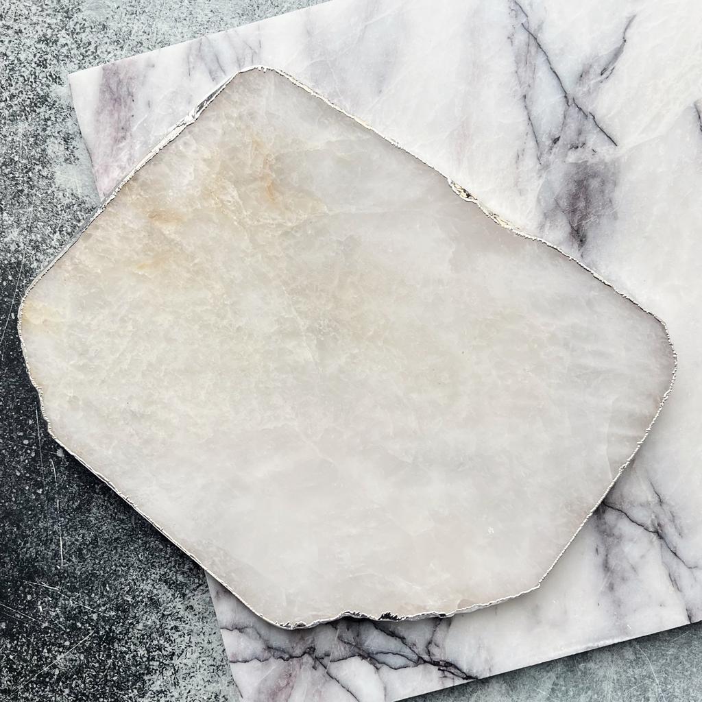 Большой срез горного хрусталя в серебре 25х21см