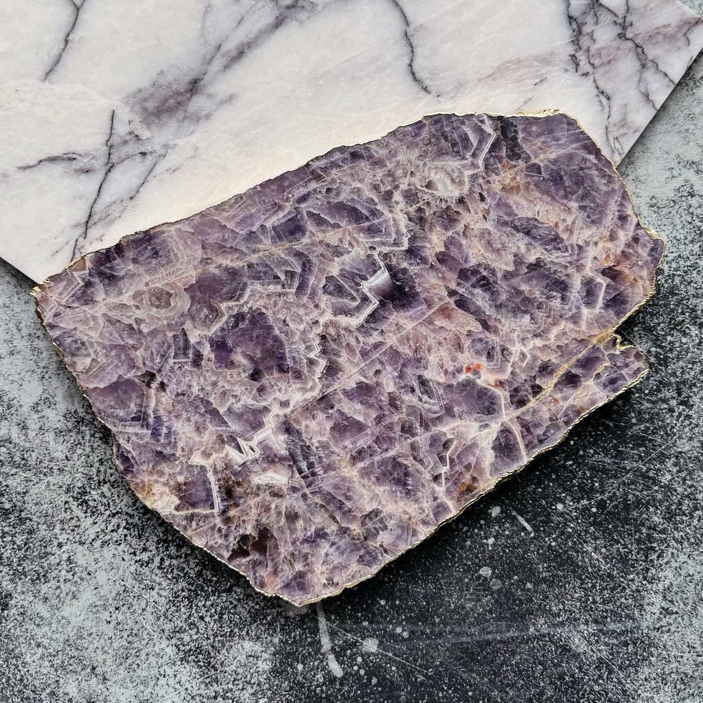 Большой срез аметиста в золоте 29х20см