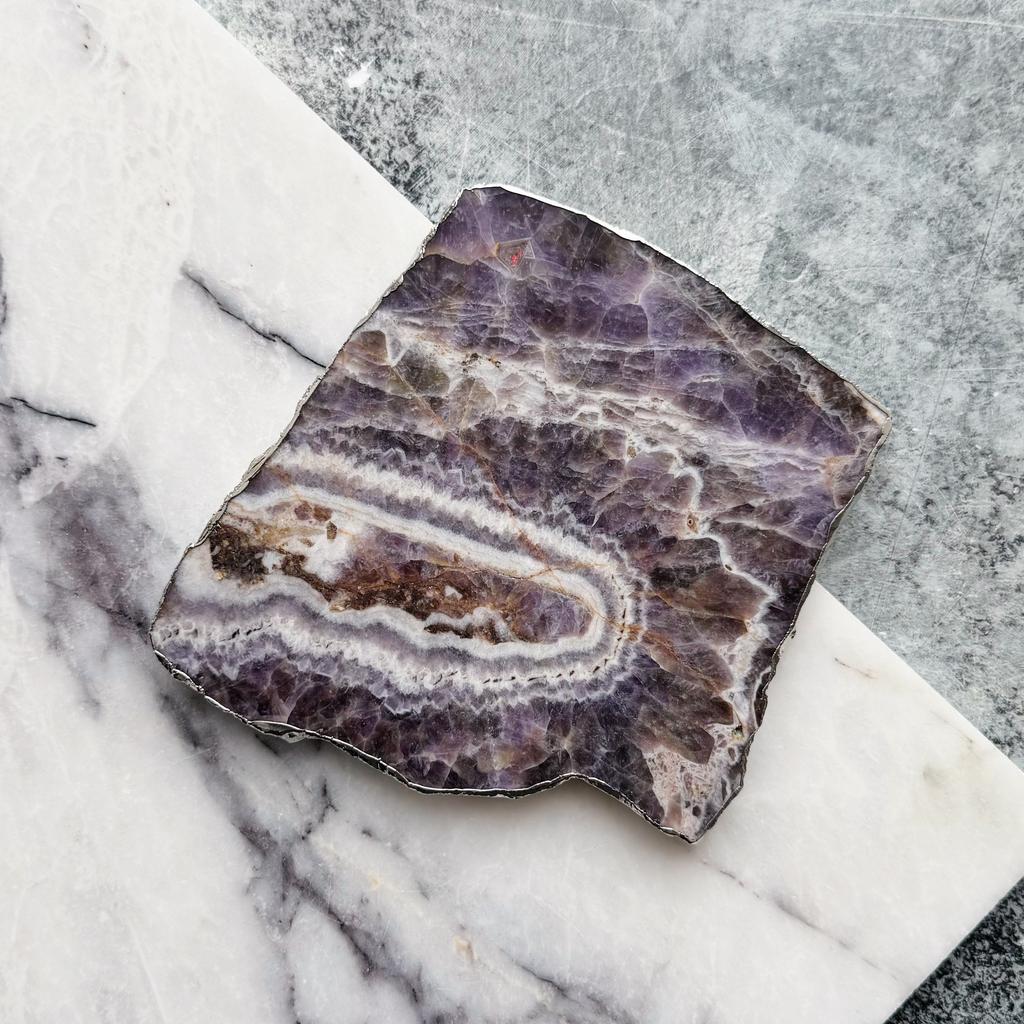 Срез аметиста в серебре