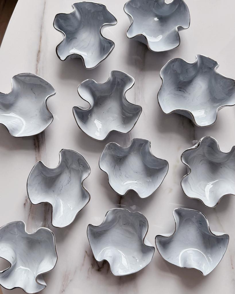 Блюдца "Фелия" серые с платиной