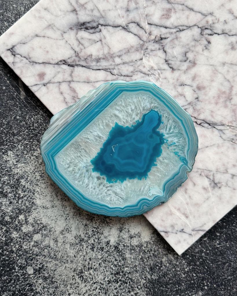 Тонированный срез агата 15х15см без окантовки