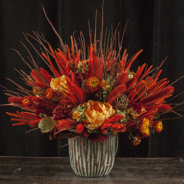 КУПИТЬ КОМПОЗИЦИЮ ИЗ ИСКУССТВЕННЫХ ЦВЕТОВ И СУХОЦВЕТОВ ДЛЯ ИНТЕРЬЕРА