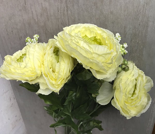 Букет ранункулюсов желтый